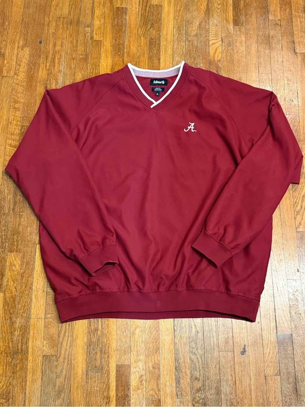 Ashworth University of Alabama Crimson Tide V-Neck Pullover Sweater